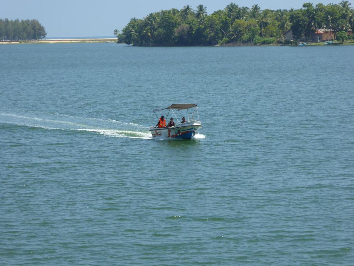 Riviera Resort Batticaloa Ngoại thất bức ảnh